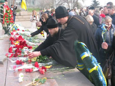 Нажмите для увеличения Священники Херсонской епархии почтили память погибших за освобождение Херсона