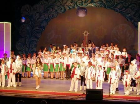 В Херсоне прошел 12-й городской христианский фестиваль детского творчества «Остров Рождества»
