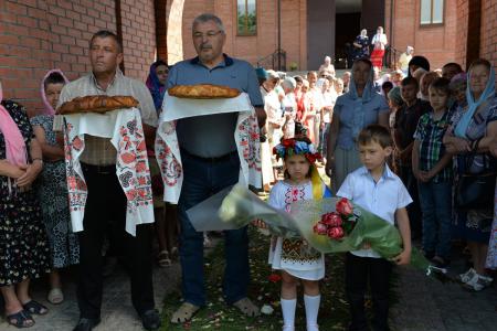 Нажмите для увеличения Празднование в честь иконы Божией Матери «Мати Молебница» в Аскании-Нова