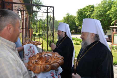 Нажмите для увеличения Празднование в честь иконы Божией Матери «Мати Молебница» в Аскании-Нова