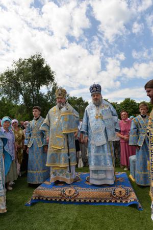 Нажмите для увеличения Празднование в честь иконы Божией Матери «Мати Молебница» в Аскании-Нова