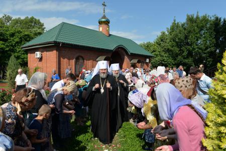 Нажмите для увеличения Празднование в честь иконы Божией Матери «Мати Молебница» в Аскании-Нова