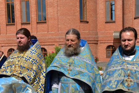 Нажмите для увеличения Празднование в честь иконы Божией Матери «Мати Молебница» в Аскании-Нова