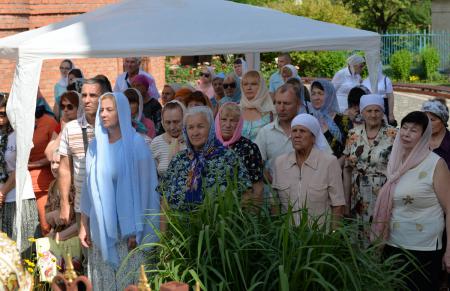 Нажмите для увеличения Празднование в честь иконы Божией Матери «Мати Молебница» в Аскании-Нова