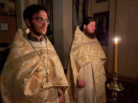 ������ ������� � ���� � ������� � �����-��������� ������������ ������ �������